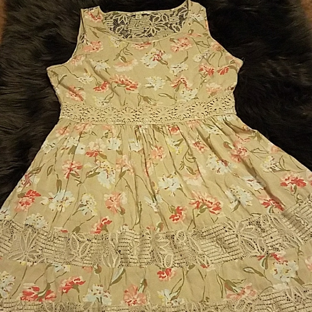 Lauren Conrad flower dress